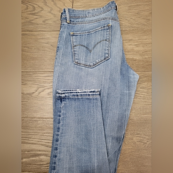 Levi's skinny curvy jeans - Picture 2 of 4